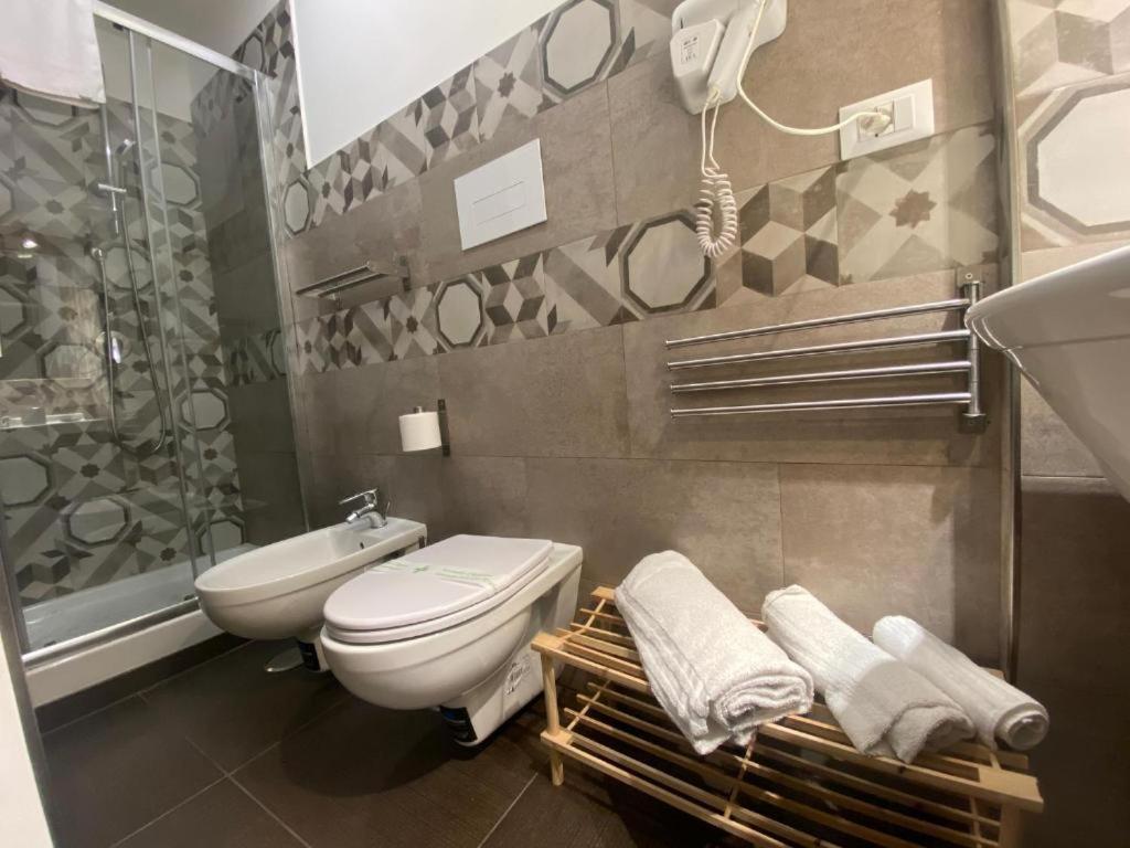 Corso 211 Beds & Suites Napoli Exterior foto