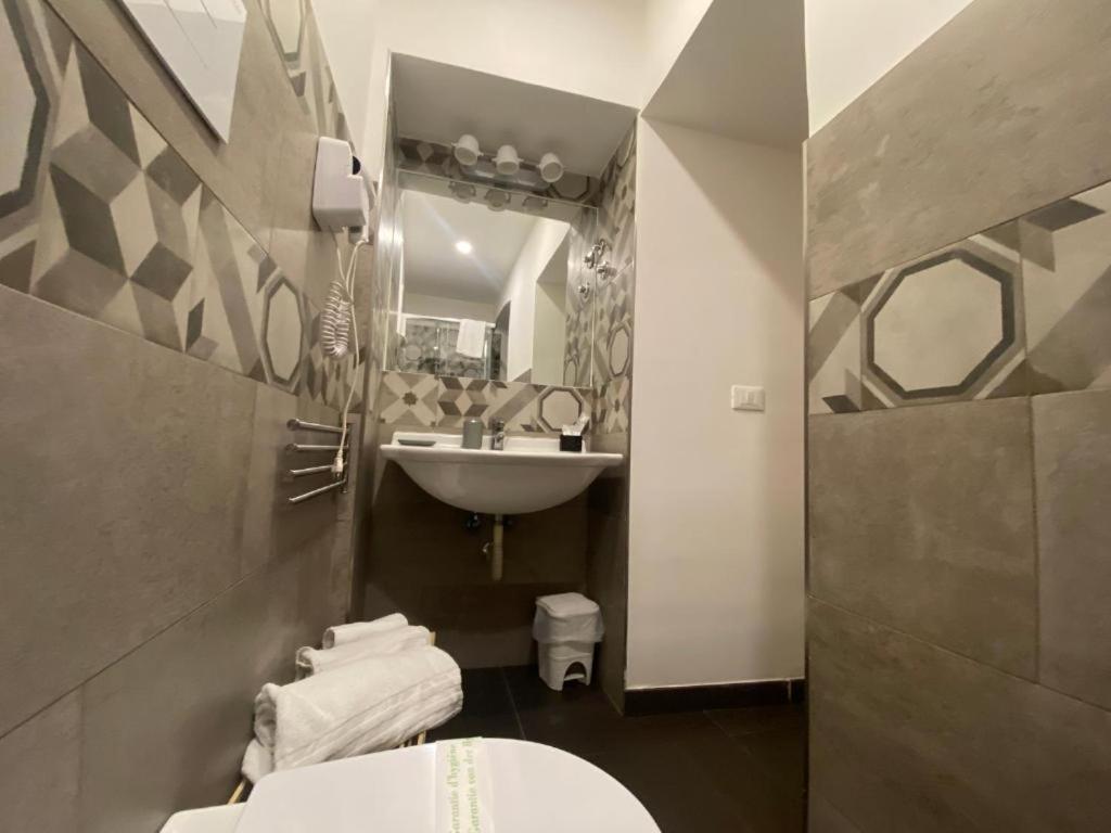 Corso 211 Beds & Suites Napoli Exterior foto
